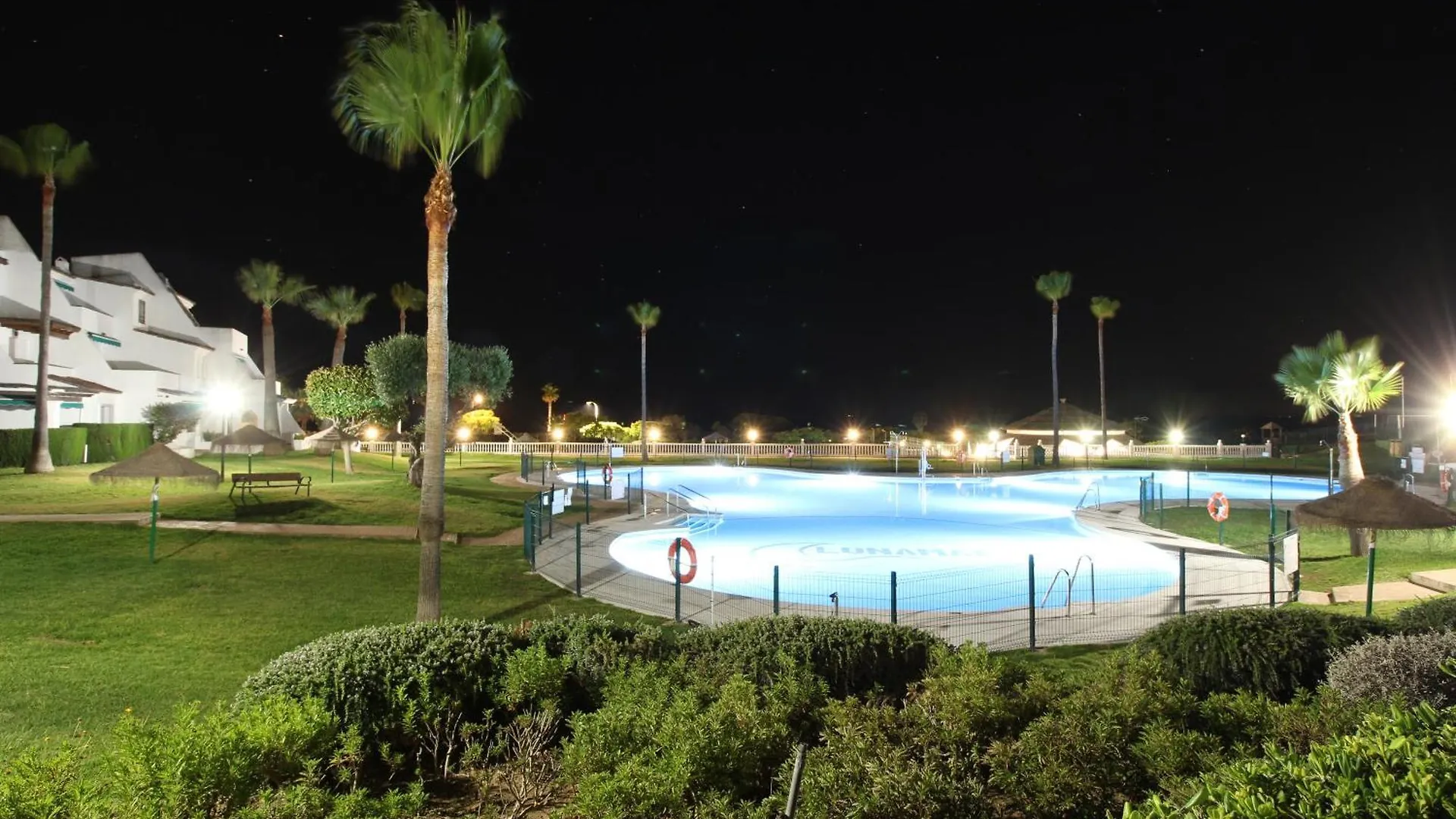 Lunamar El Mejor Resort En La Mejor Playa Marbella