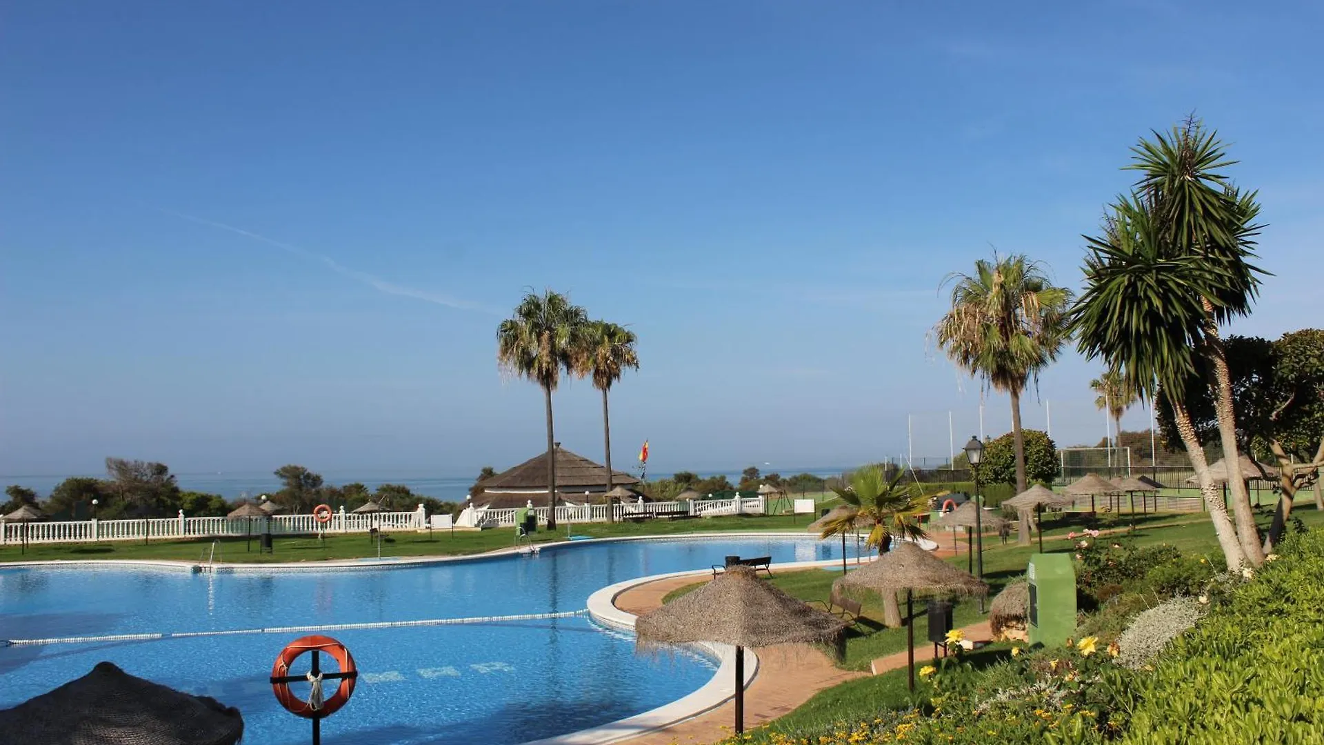 Lunamar El Mejor Resort En La Mejor Playa Marbella 0*,
